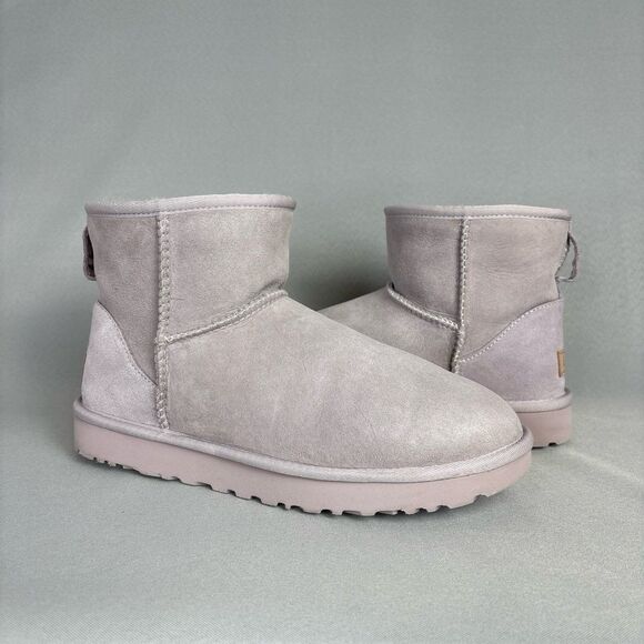 Women’s UGG Boots Sz 10 Classic Mini Purple Suede Wool Boho - Picture 2 of 12